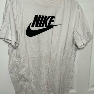Early 2010's Nike White and Black Short Sleeve Tee (Condition: Excellent)